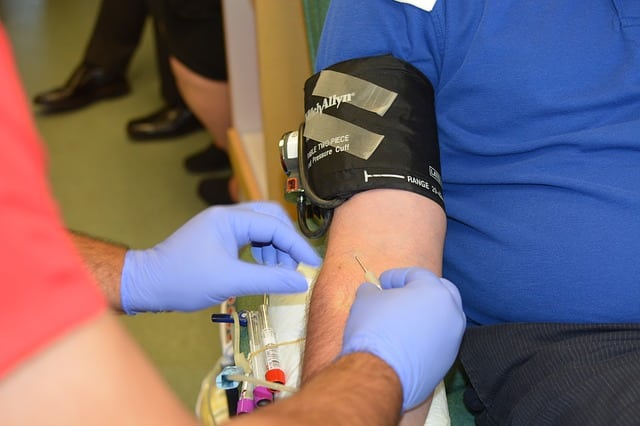 Photo of הידעת? בנק הדם בשבדיה שולח הודעה לתורמים כאשר משתמשים בדם שלהם